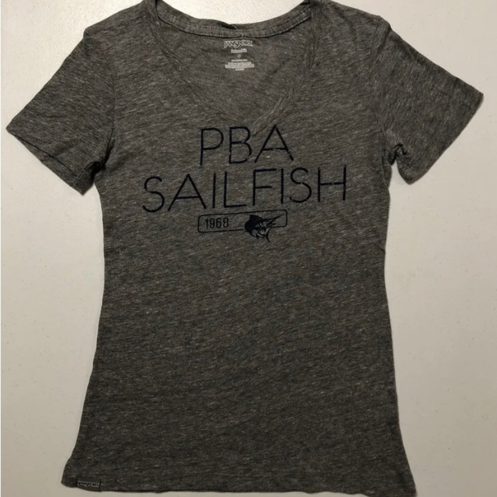 NWT JanSport Women’s Short Sleeve Gray Graphic T-Shirt size S